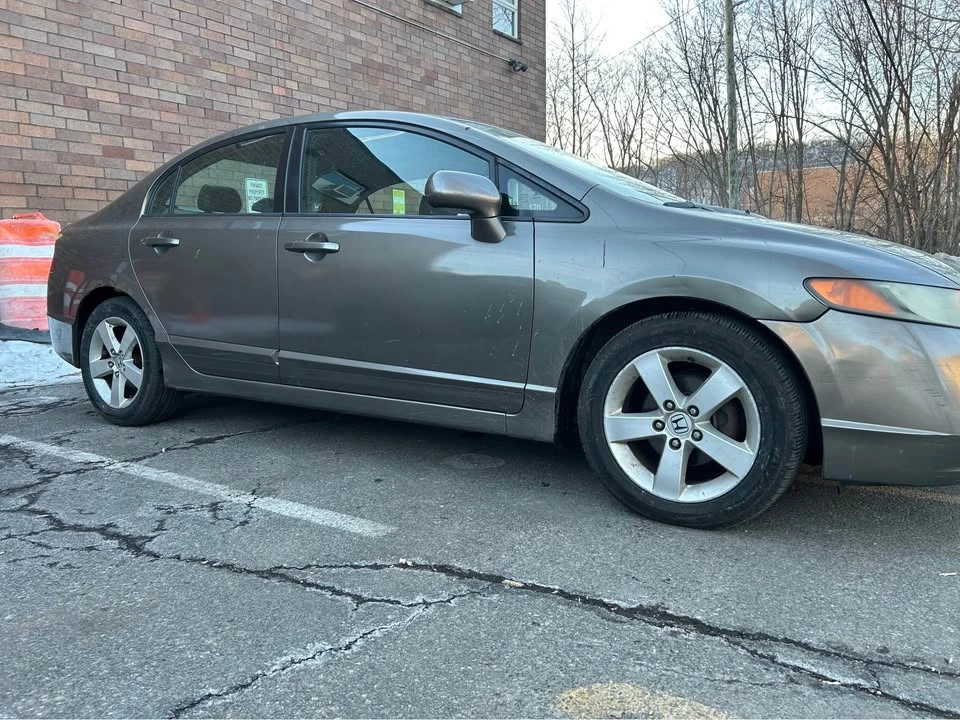 2008 Honda Civic 8th Gen - Image 4 of 17