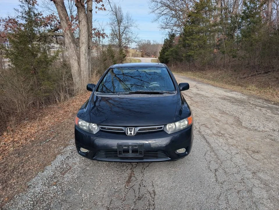 2008 Honda Civic 8th Gen - Image 2 of 7