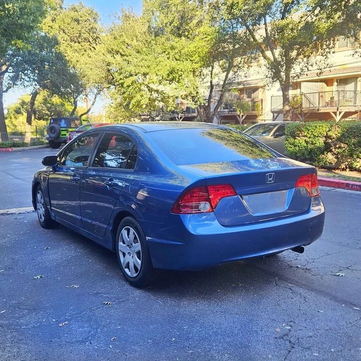 2008 Honda Civic 8th Gen - Image 2 of 10