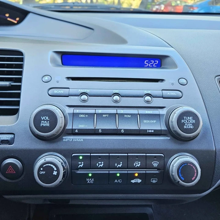 2008 Honda Civic 8th Gen - Image 9 of 10