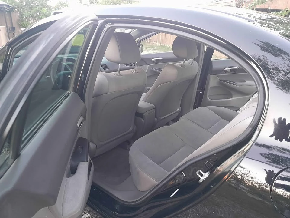 2008 Honda Civic 8th Gen - Image 4 of 11