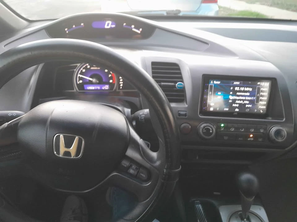 2008 Honda Civic 8th Gen - Image 2 of 11