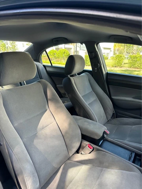 2008 Honda Civic 8th Gen - Image 3 of 4