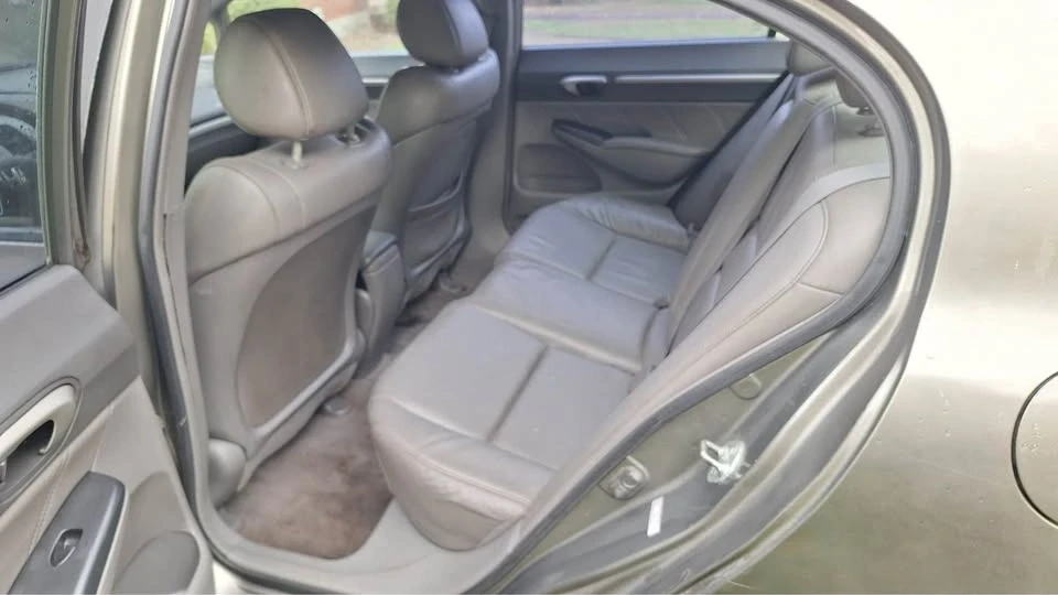 2008 Honda Civic 8th Gen - Image 6 of 8
