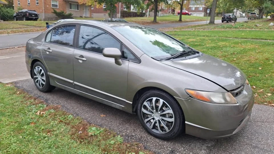 2008 Honda Civic 8th Gen - Image 5 of 8