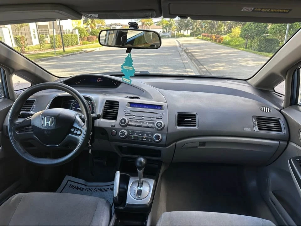 2008 Honda Civic 8th Gen - Image 2 of 4