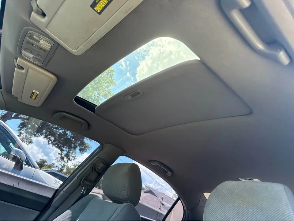 2008 Honda Civic 8th Gen - Image 3 of 11