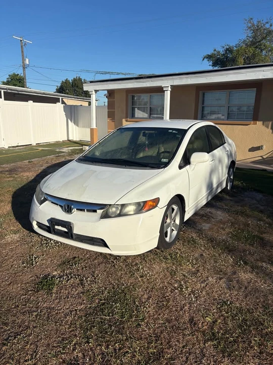 2008 Honda Civic 8th Gen - Image 2 of 10