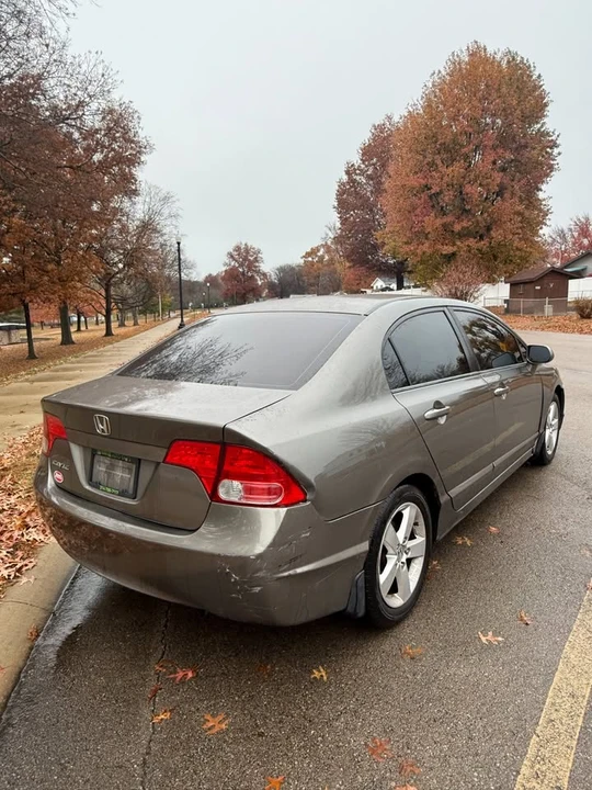 2008 Honda Civic 8th Gen - Image 5 of 14