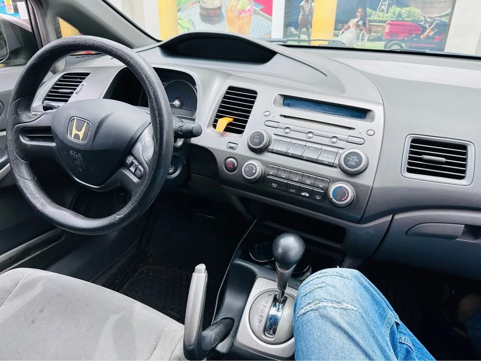 2008 Honda Civic 8th Gen - Image 5 of 6