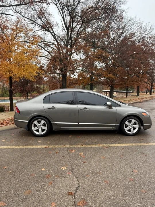 2008 Honda Civic 8th Gen - Image 6 of 14