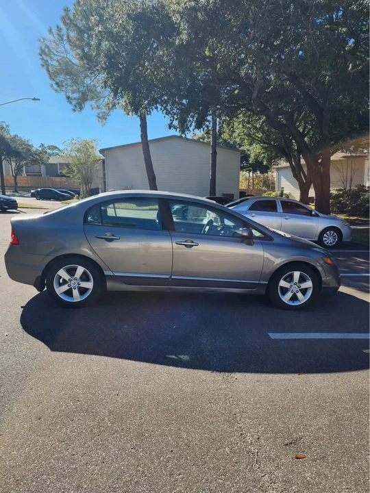 2008 Honda Civic 8th Gen - Image 3 of 13