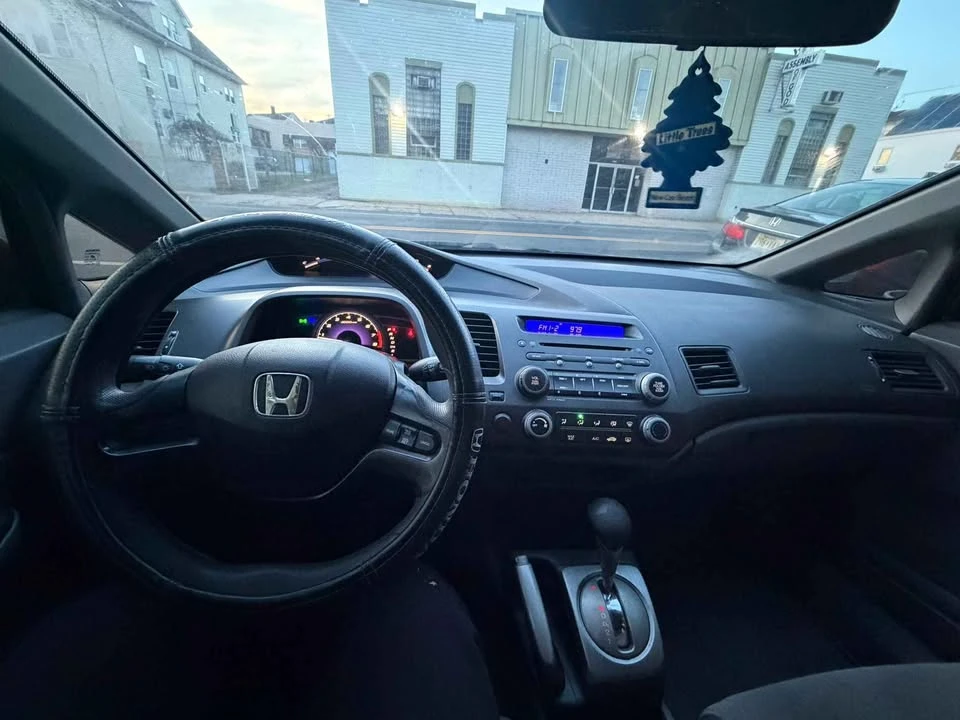 2008 Honda Civic 8th Gen - Image 14 of 17