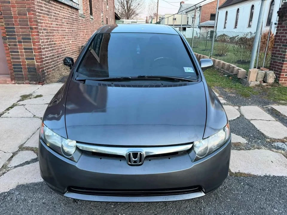 2008 Honda Civic 8th Gen - Image 2 of 17