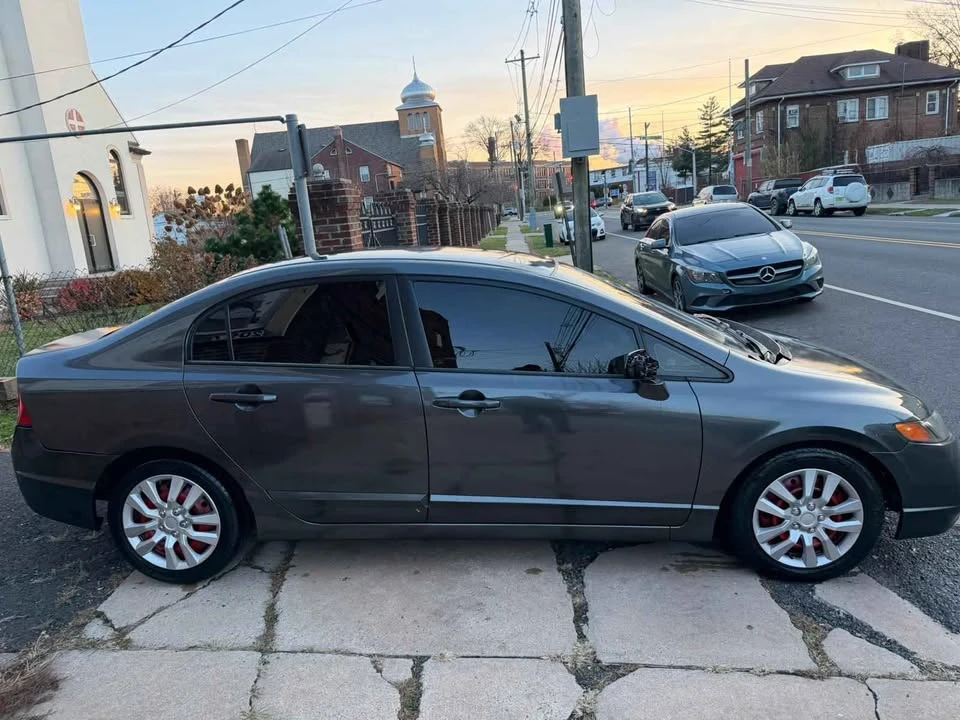 2008 Honda Civic 8th Gen - Image 12 of 17