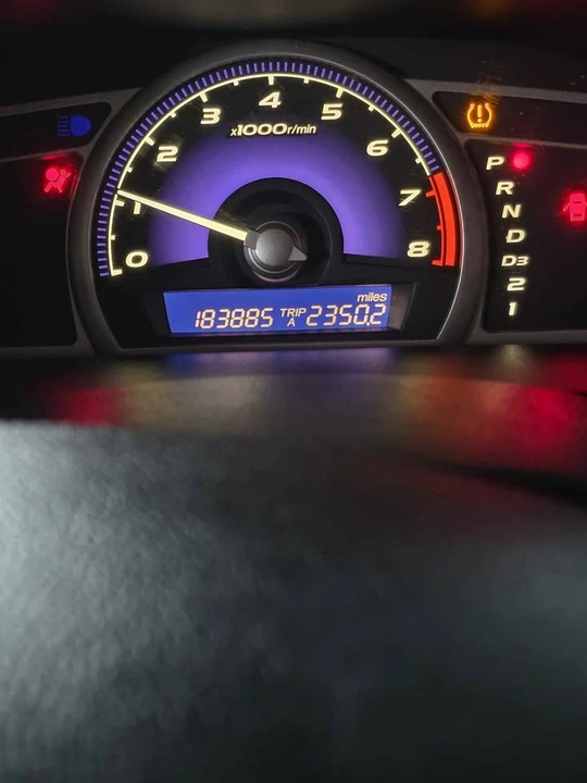 2008 Honda Civic 8th Gen - Image 6 of 14