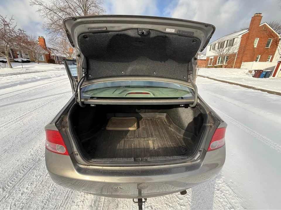 2008 Honda Civic 8th Gen - Image 15 of 17