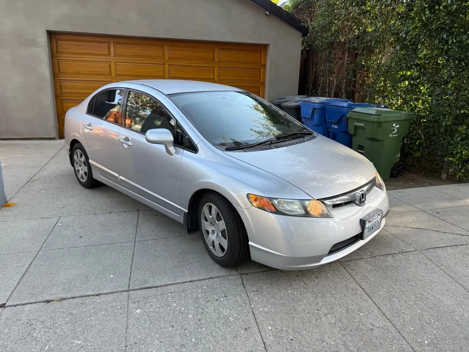 2008 Honda Civic 8th Gen - Image 5 of 6