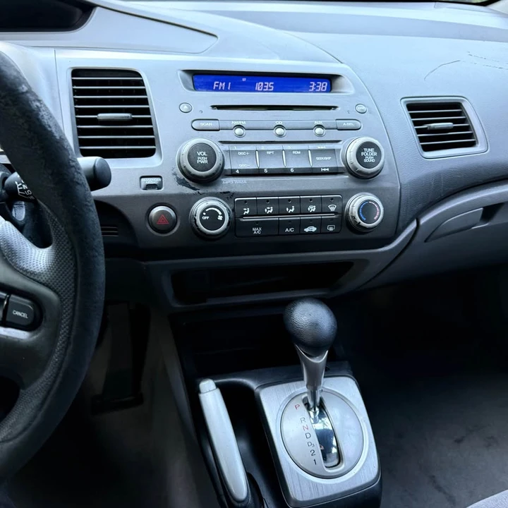 2008 Honda Civic 8th Gen - Image 10 of 15