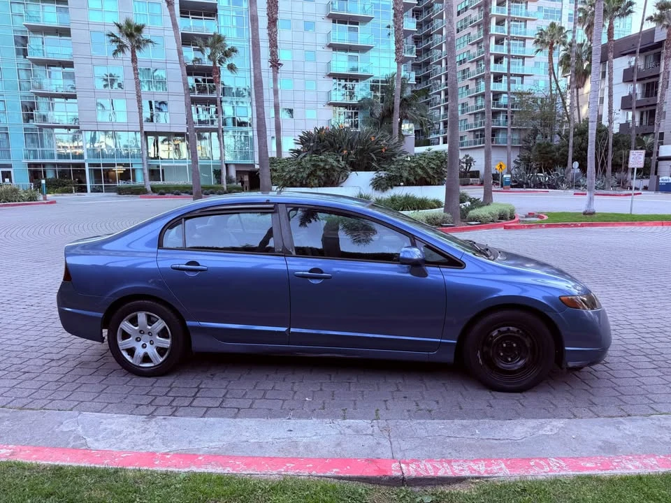 2008 Honda Civic 8th Gen - Image 4 of 15