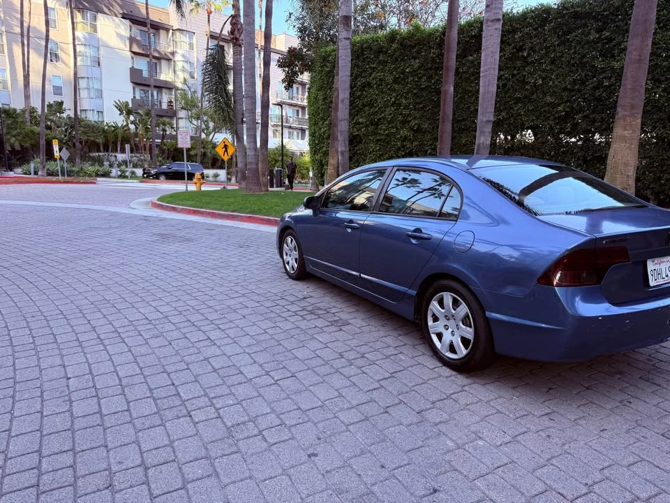 2008 Honda Civic 8th Gen - Image 5 of 15
