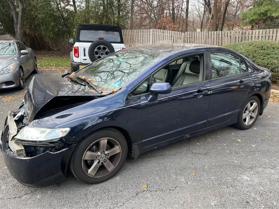 2008 Honda Civic 8th Gen - Image 2 of 8