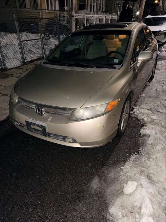 2008 Honda Civic 8th Gen - Image 2 of 7