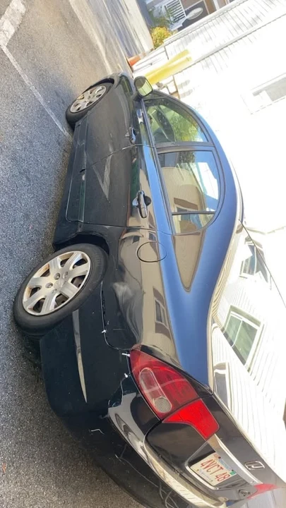 2008 Honda Civic 8th Gen - Image 3 of 5