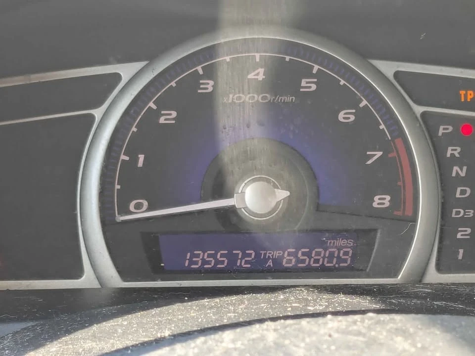 2008 Honda Civic 8th Gen - Image 3 of 9