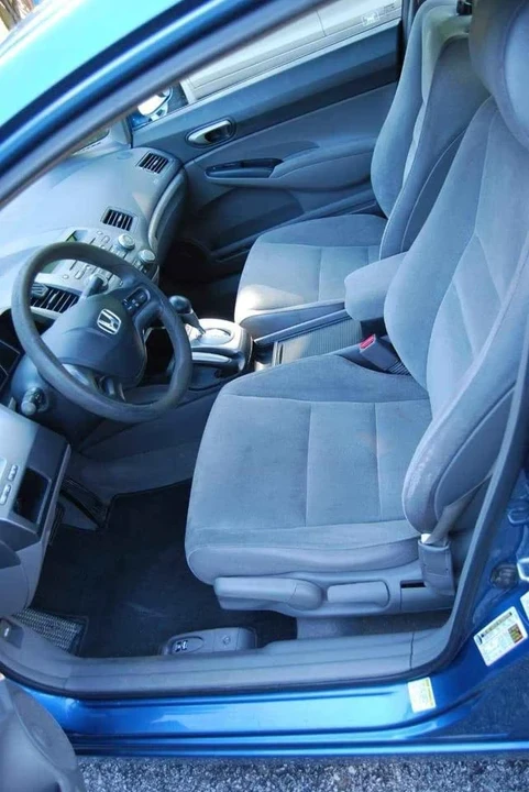 2008 Honda Civic 8th Gen - Image 4 of 8