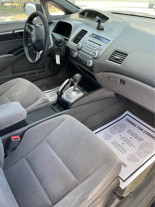 2008 Honda Civic 8th Gen - Image 3 of 6