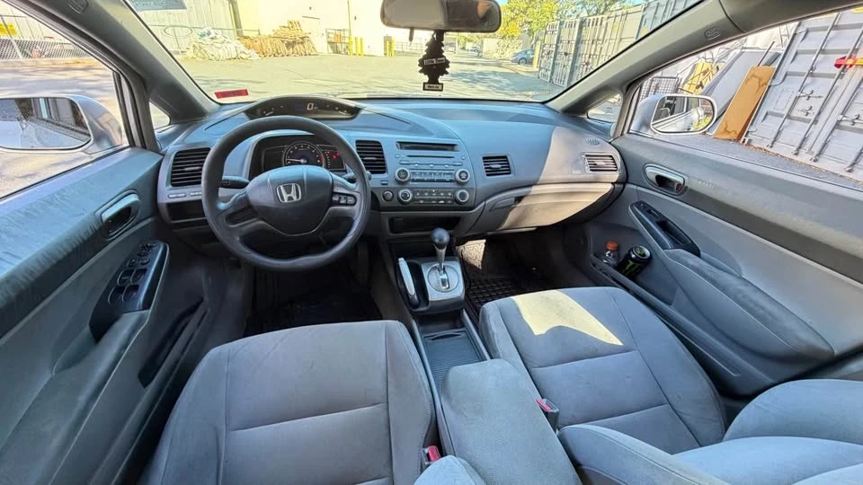 2008 Honda Civic 8th Gen - Image 8 of 9