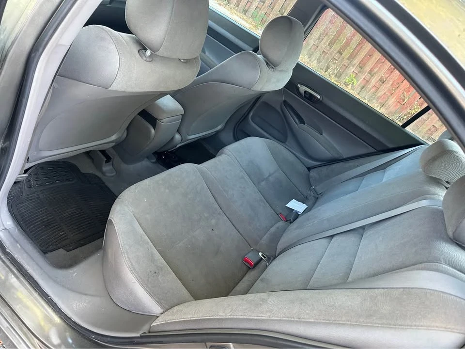 2008 Honda Civic 8th Gen - Image 8 of 9