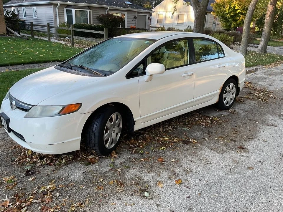 2008 Honda Civic 8th Gen - Image 2 of 7