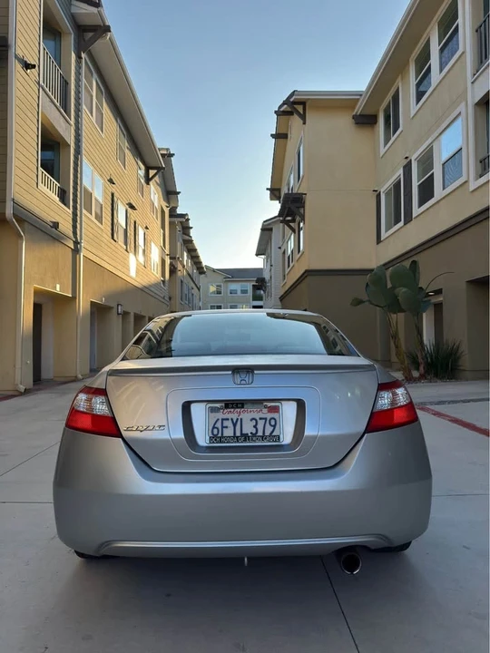 2008 Honda Civic 8th Gen - Image 2 of 10