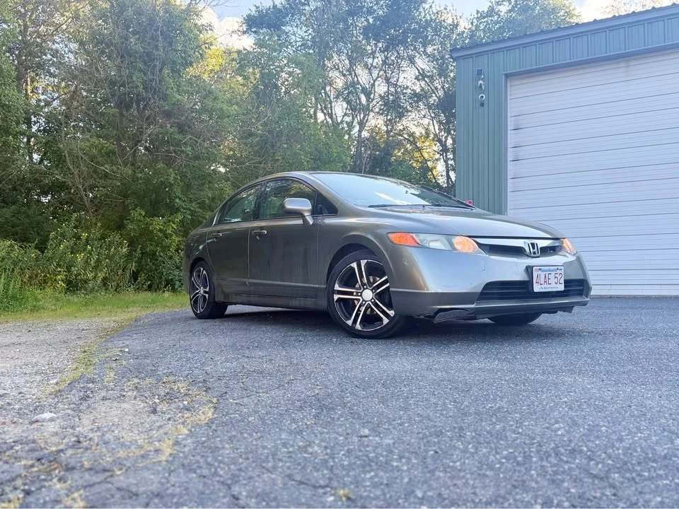 2008 Honda Civic 8th Gen - Image 2 of 5
