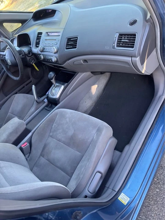 2008 Honda Civic 8th Gen - Image 6 of 9