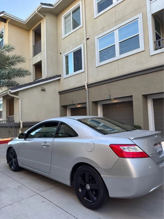 2008 Honda Civic 8th Gen - Image 6 of 10