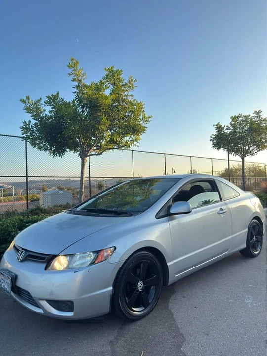 2008 Honda Civic 8th Gen - Image 5 of 10
