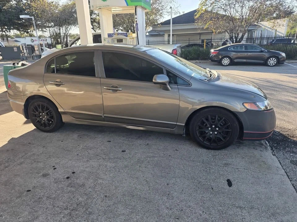 2008 Honda Civic 8th Gen - Image 3 of 8