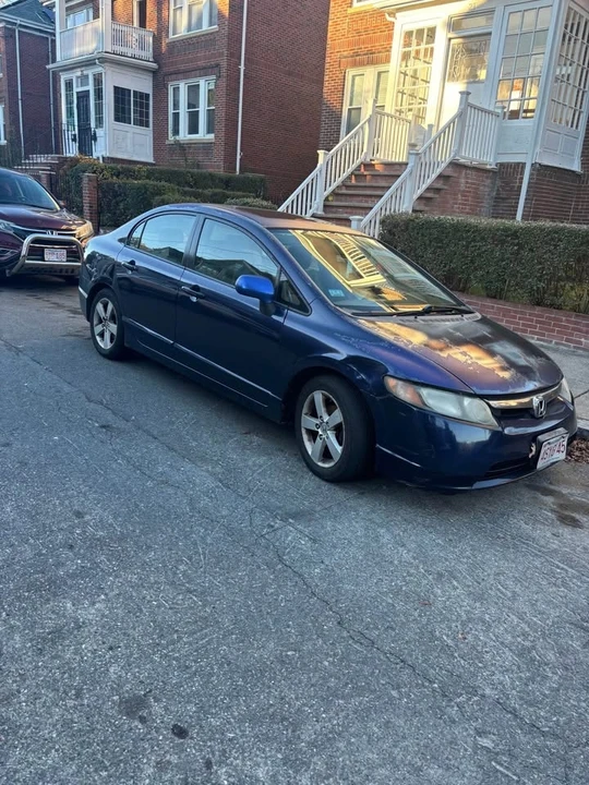 2008 Honda Civic 8th Gen - Image 2 of 5