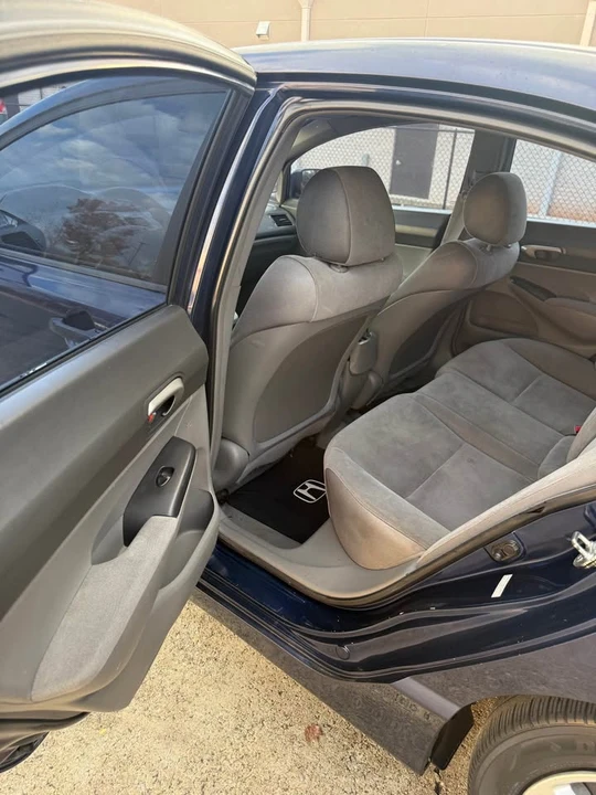 2008 Honda Civic 8th Gen - Image 6 of 10