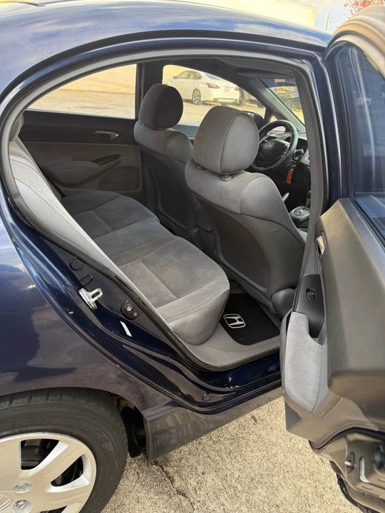 2008 Honda Civic 8th Gen - Image 7 of 10