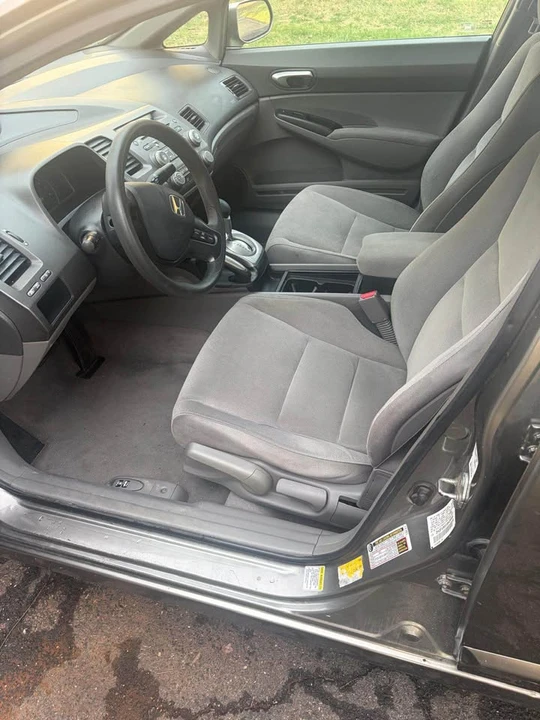 2008 Honda Civic 8th Gen - Image 10 of 12