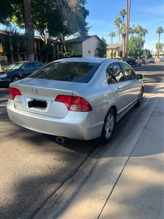 2008 Honda Civic 8th Gen - Image 3 of 7