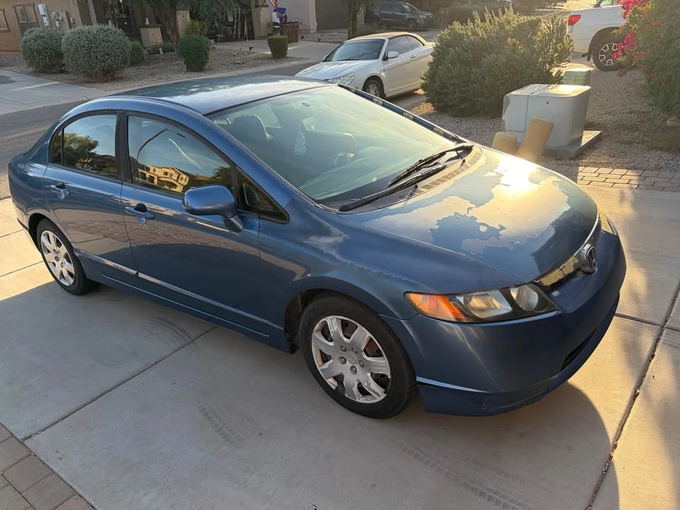 2008 Honda Civic 8th Gen - Image 2 of 10