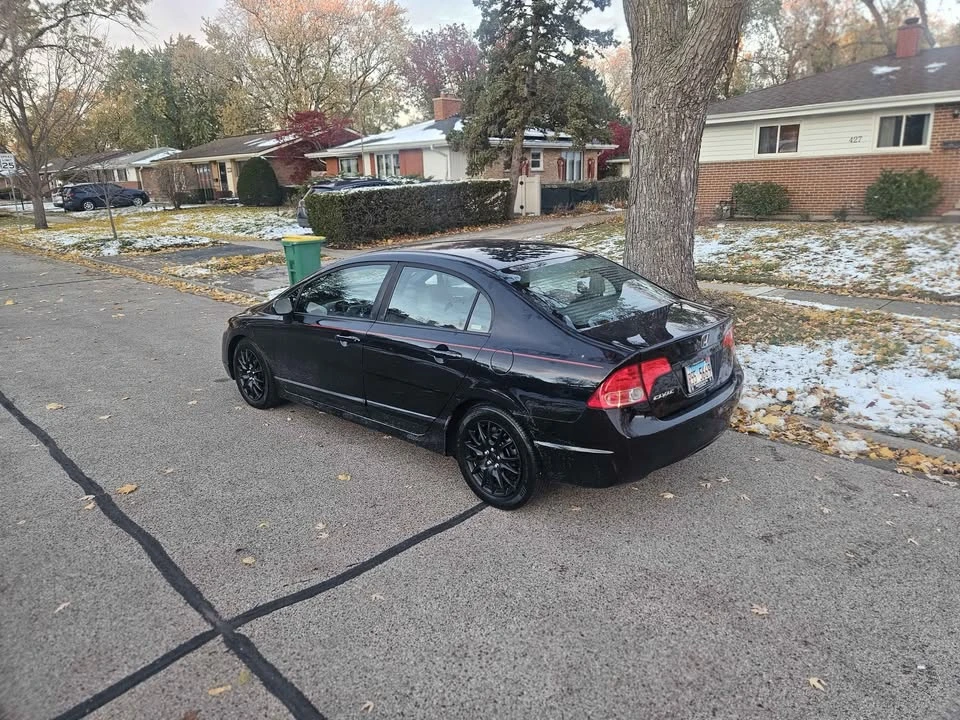 2008 Honda Civic 8th Gen - Image 4 of 7