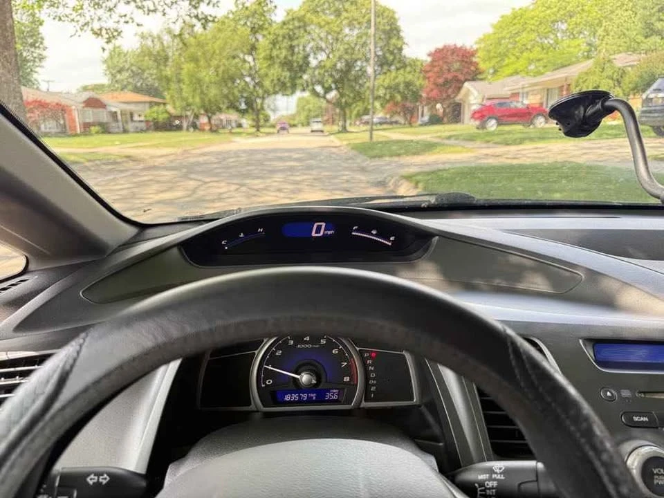 2008 Honda Civic 8th Gen - Image 6 of 9