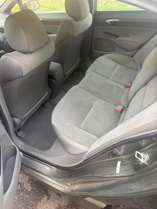 2008 Honda Civic 8th Gen - Image 11 of 12
