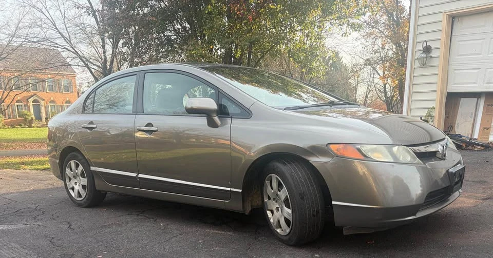 2008 Honda Civic 8th Gen - Image 5 of 12